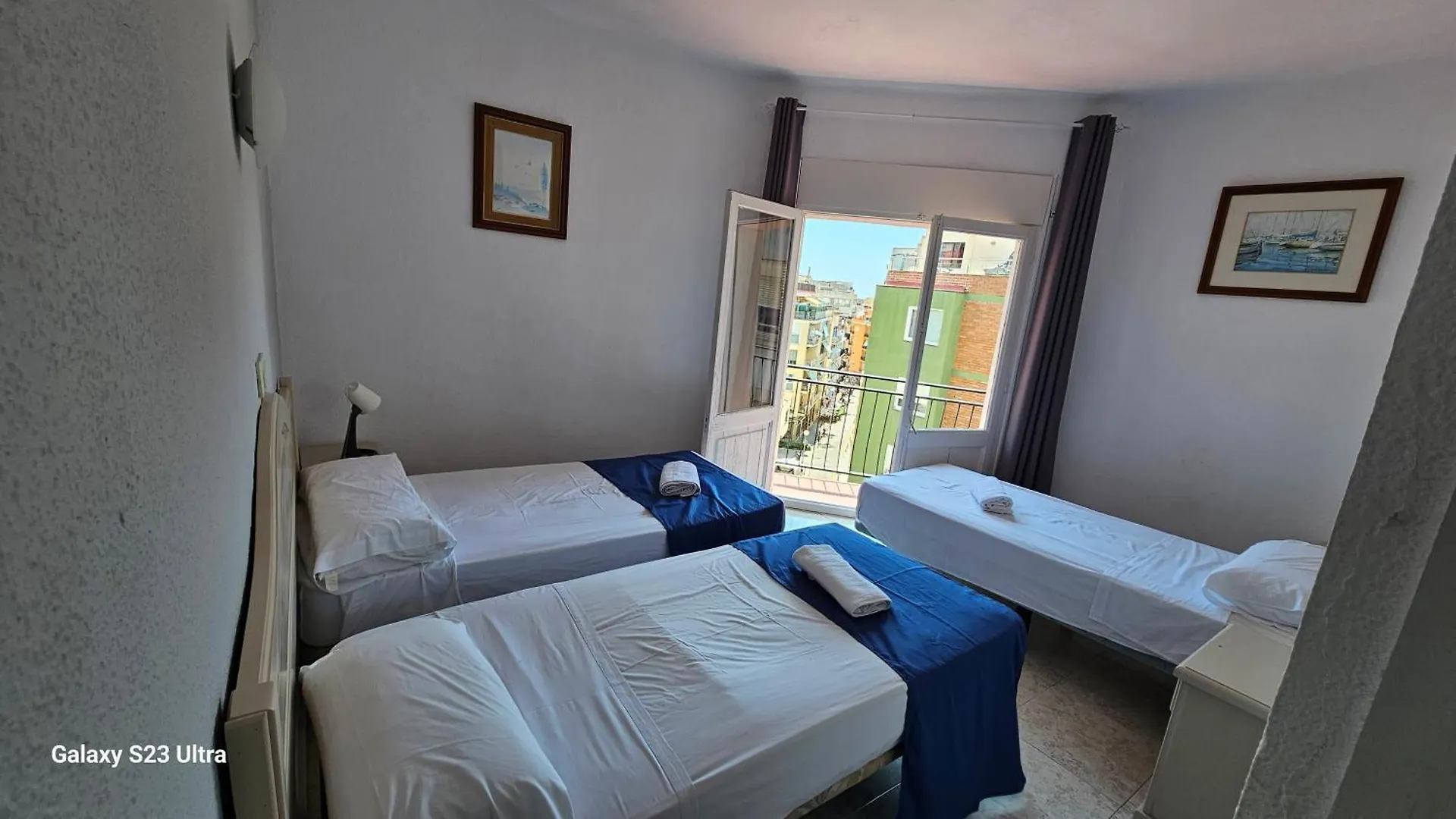 Guest house Hostal Caste Lloret de Mar